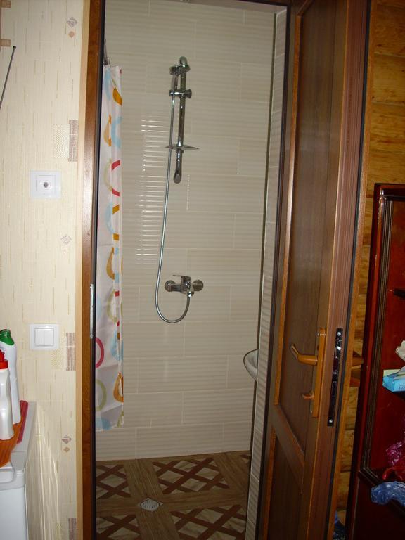 ホテル Old House Rustaveli ボルジョミ エクステリア 写真